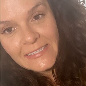 Meet your Posher, Sandi